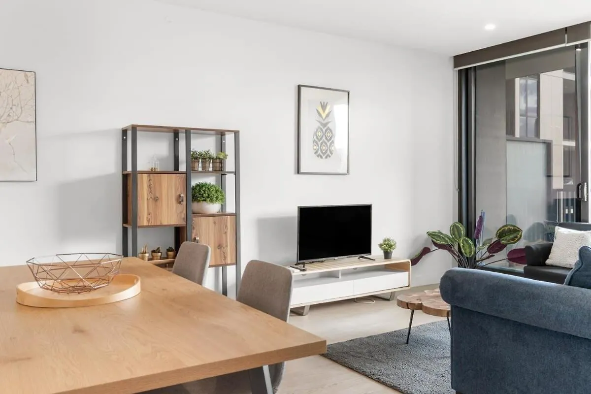 דירות אדלייד Pure Elegant City Apt -Free Parking- Wifi- View 0*,