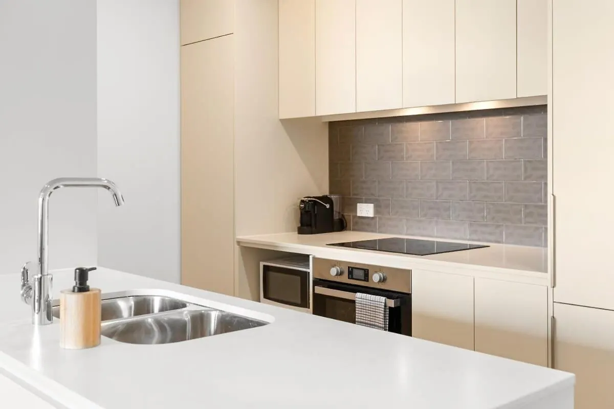 דירות אדלייד Pure Elegant City Apt -Free Parking- Wifi- View