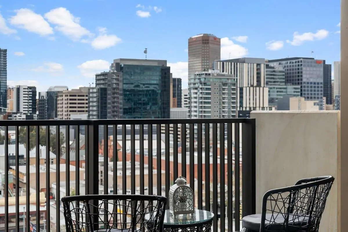 דירות אדלייד Pure Elegant City Apt -Free Parking- Wifi- View